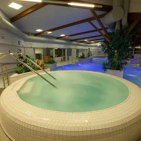 Réva Hotel *